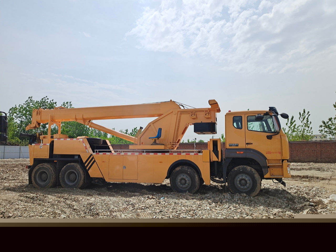 重汽豪沃NX前四后八拖吊分離重型清障車