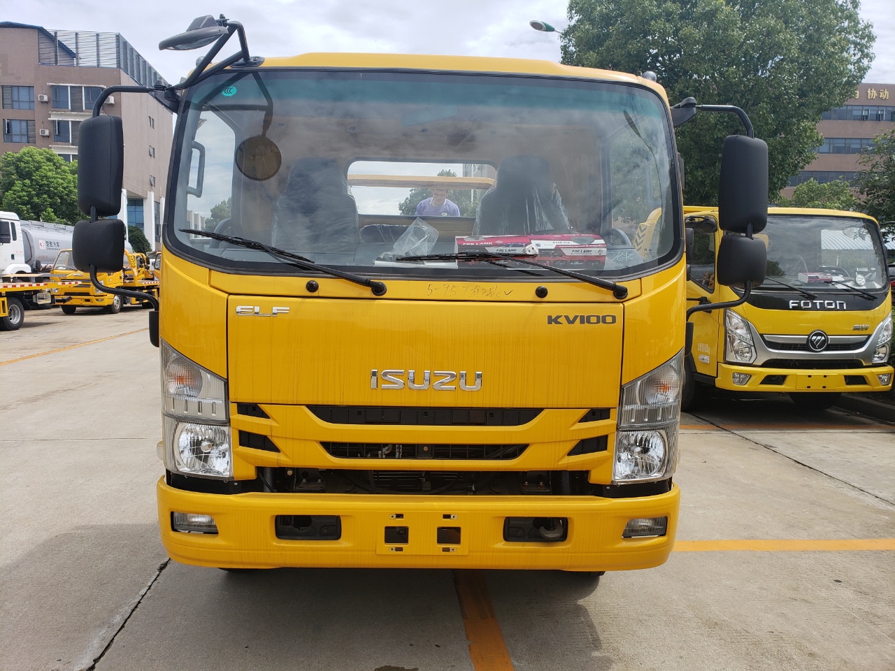 國(guó)六慶鈴五十鈴寬體駕駛室藍(lán)牌一拖二清障車(chē)